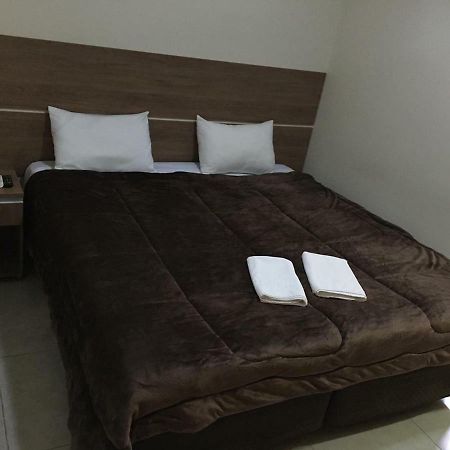 Hotel Hospeda Marília Екстериор снимка