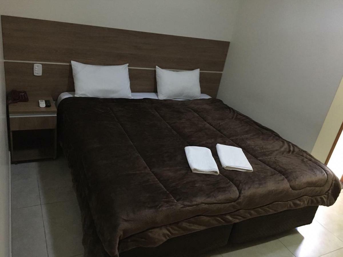 Hotel Hospeda Marília Екстериор снимка